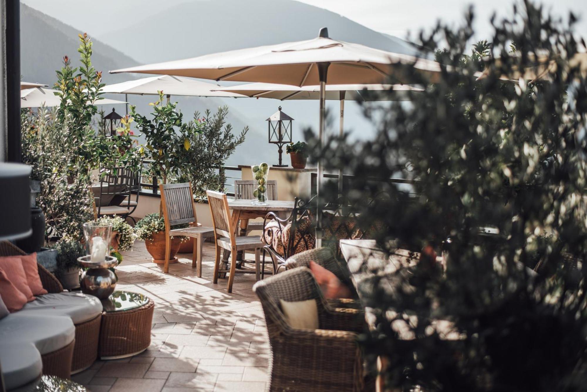 Hotel Schoenblick Rodeneck Zewnętrze zdjęcie